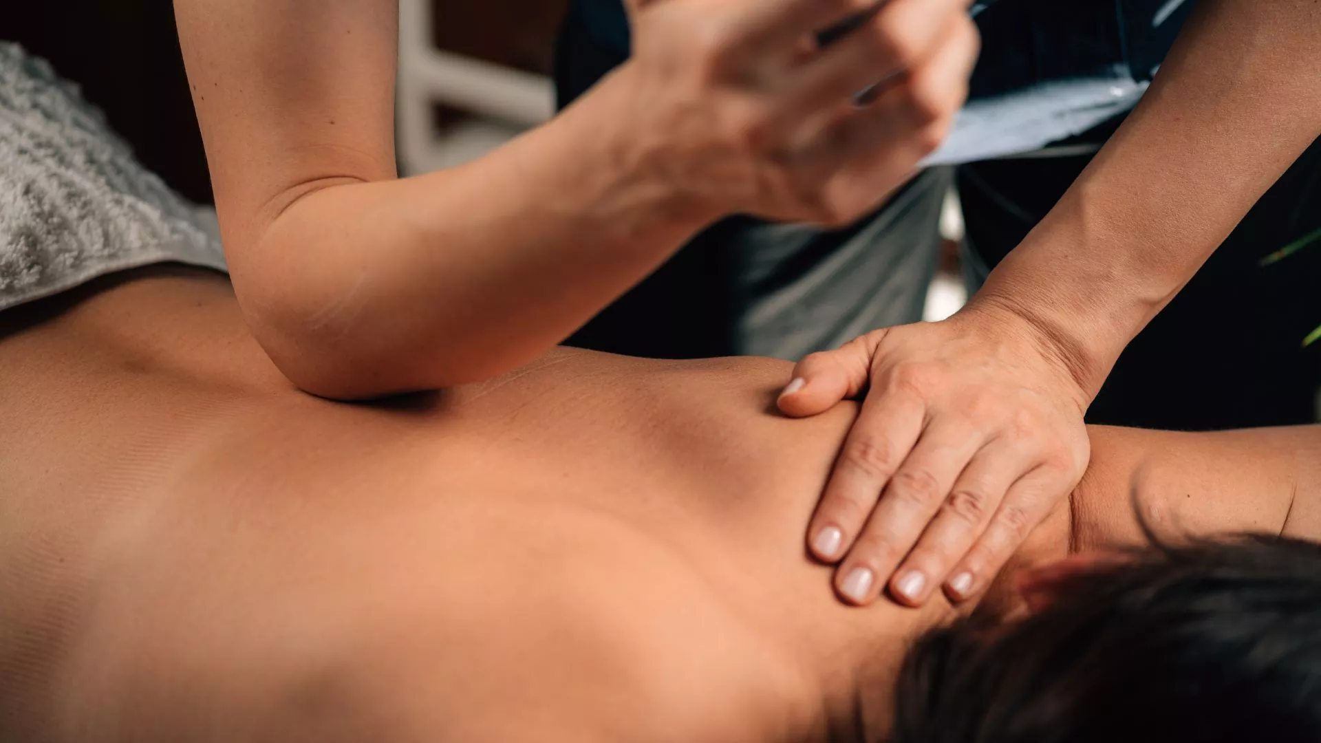 Aroma Massage