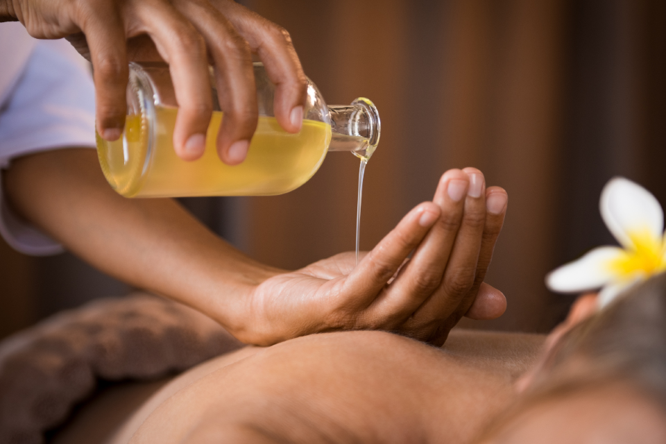 Aroma Massage